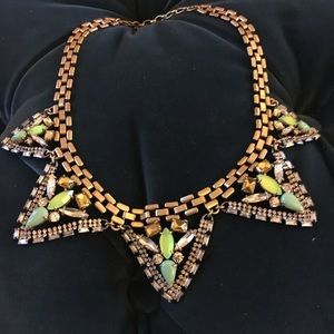 STELLA AND DOT statement necklace